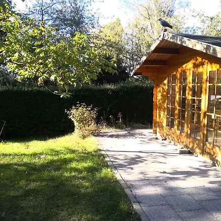 Lichtdurchflutetes Haus Mit Garten Zum Geniessen Apartment Frankfurt am Main